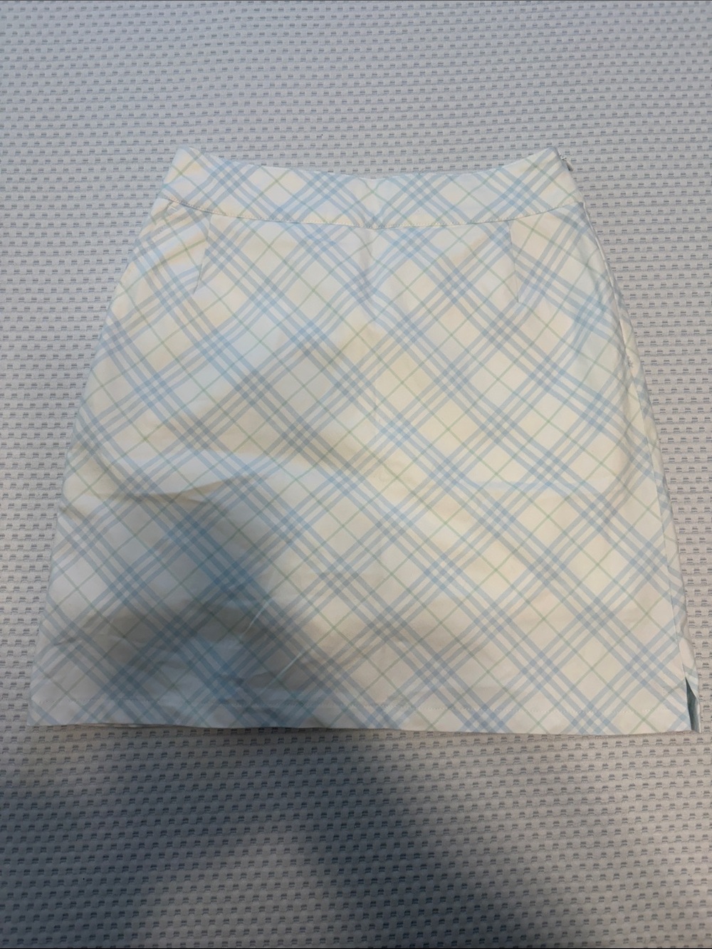Burberry Golf White & Light Blue Plaid Mini Skort